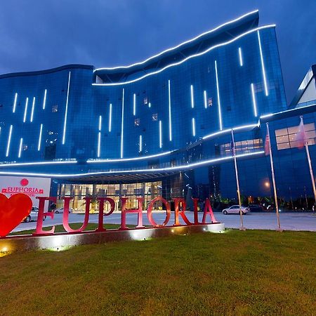 Euphoria Batumi Convention & Casino Hotel Exterior photo