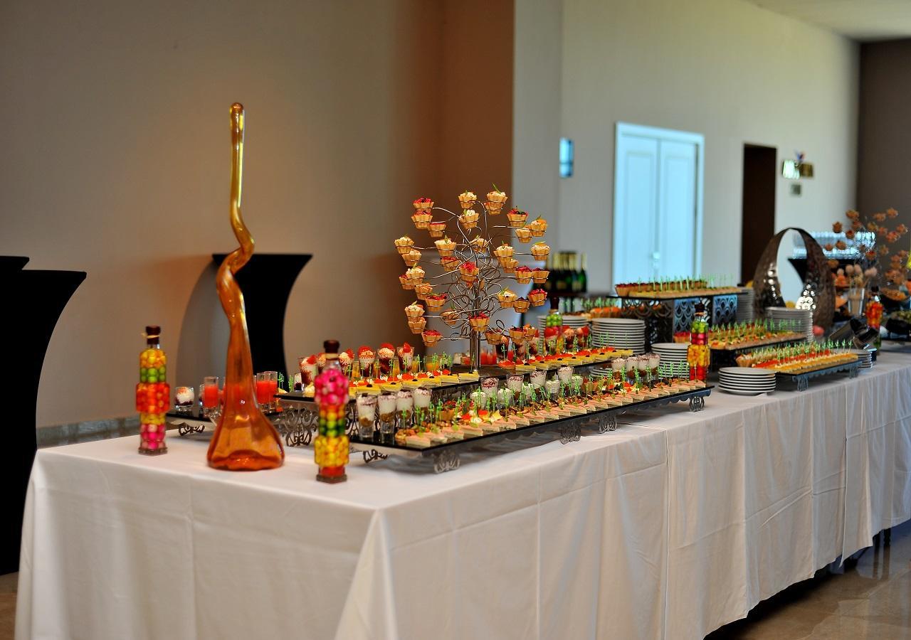 Euphoria Batumi Convention & Casino Hotel Exterior photo A buffet table